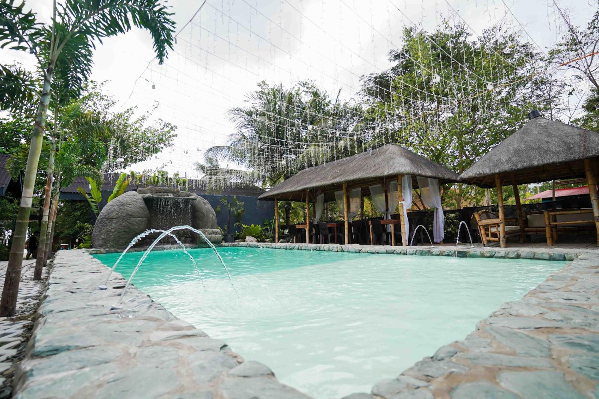 Marika Resort Badian Εξωτερικό φωτογραφία